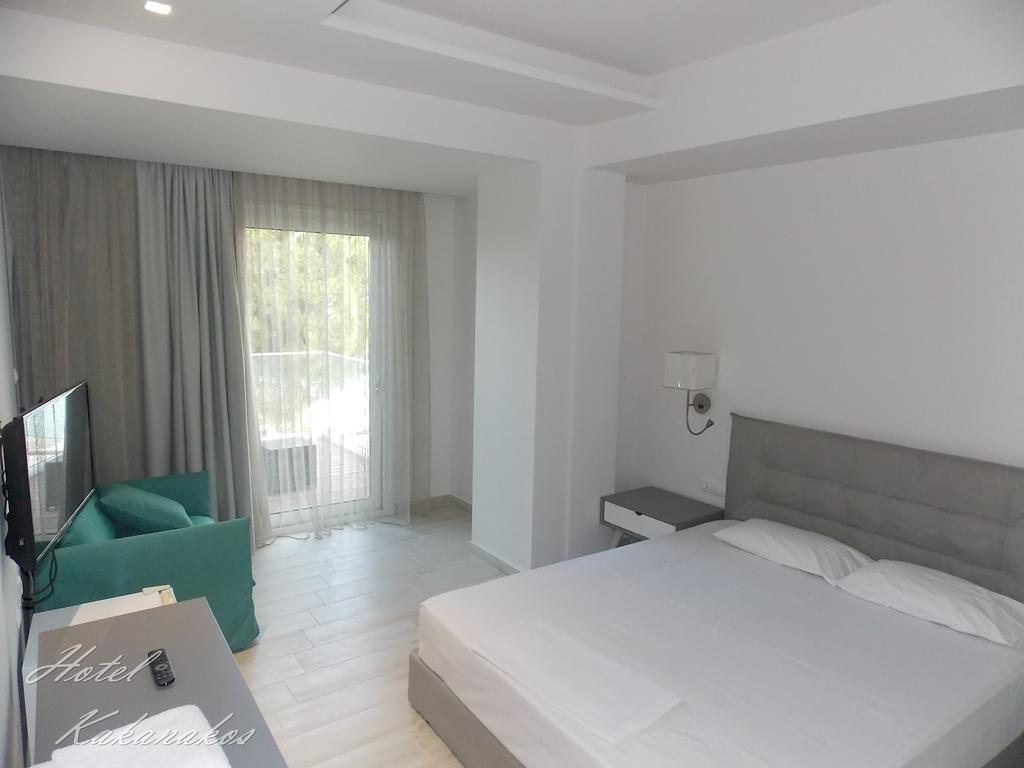Hotel Kakanakos لوترا أوراياس إلينيس الغرفة الصورة